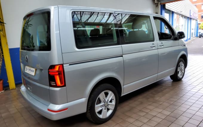 2024 Volkswagen Transporter Shuttle