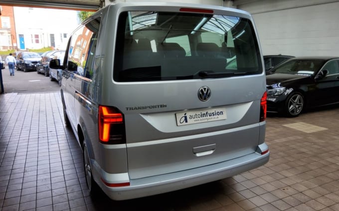 2024 Volkswagen Transporter Shuttle