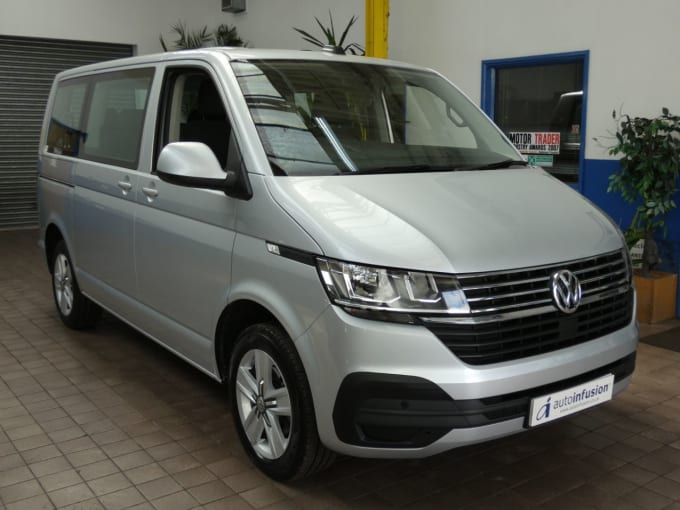 2024 Volkswagen Transporter Shuttle