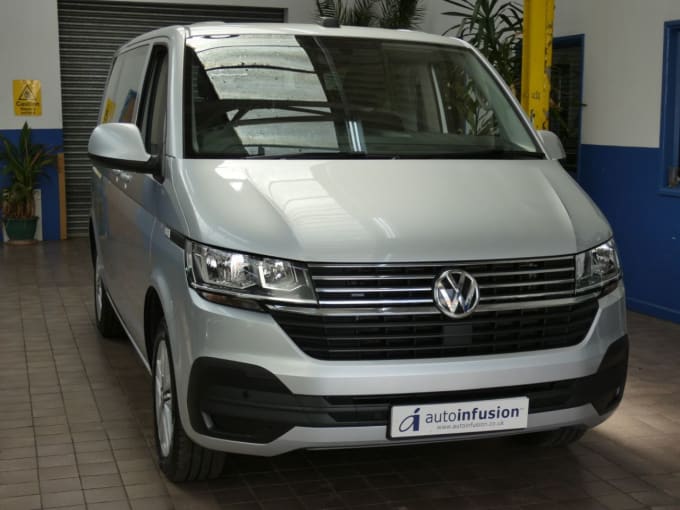 2024 Volkswagen Transporter Shuttle