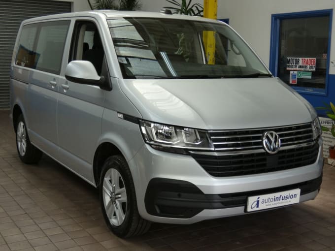 2024 Volkswagen Transporter Shuttle