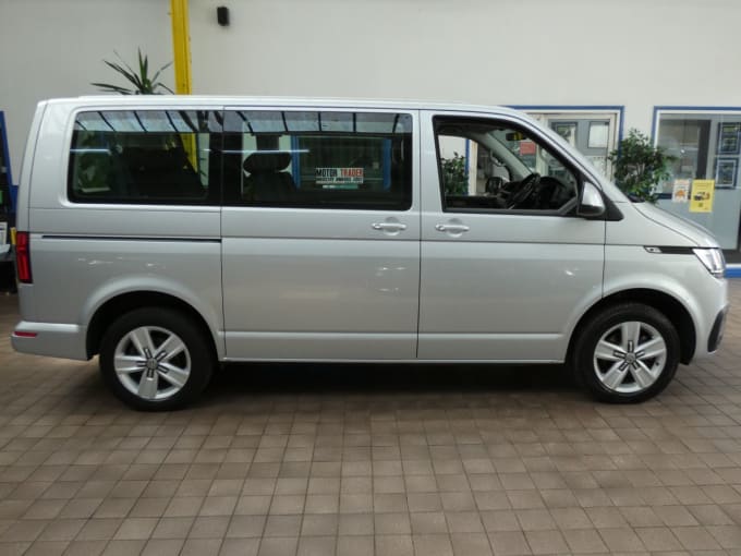 2024 Volkswagen Transporter Shuttle