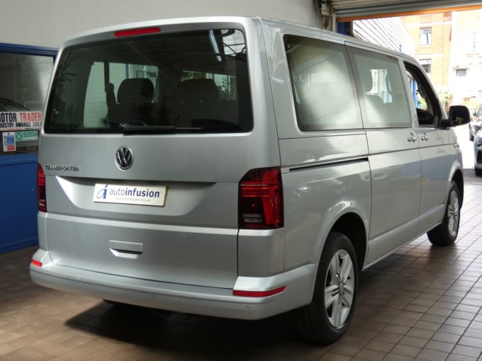 2024 Volkswagen Transporter Shuttle