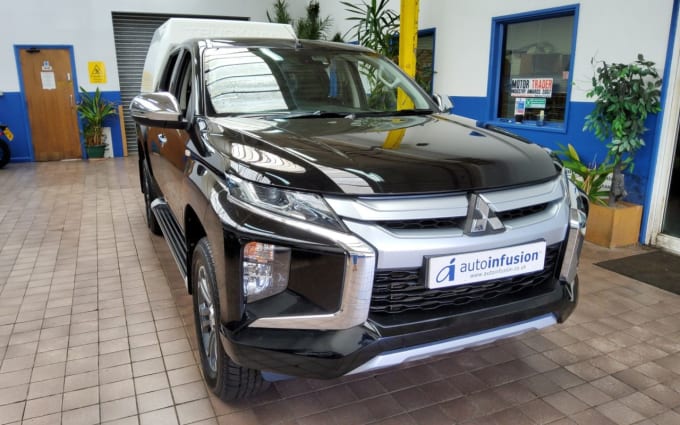 2024 Mitsubishi L200