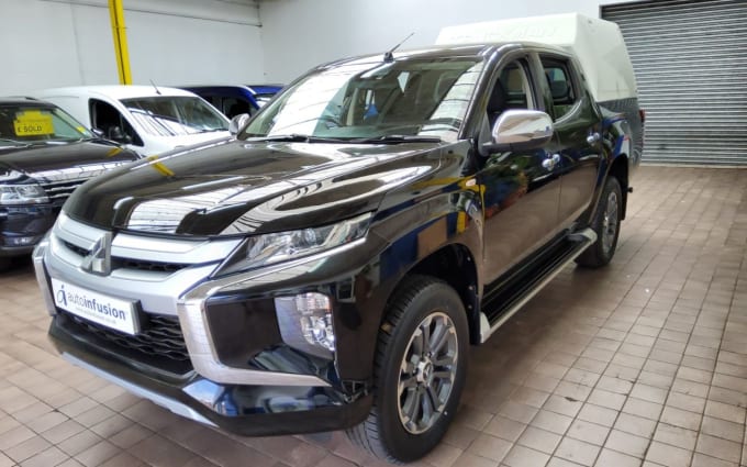 2024 Mitsubishi L200