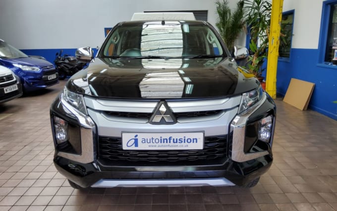 2024 Mitsubishi L200