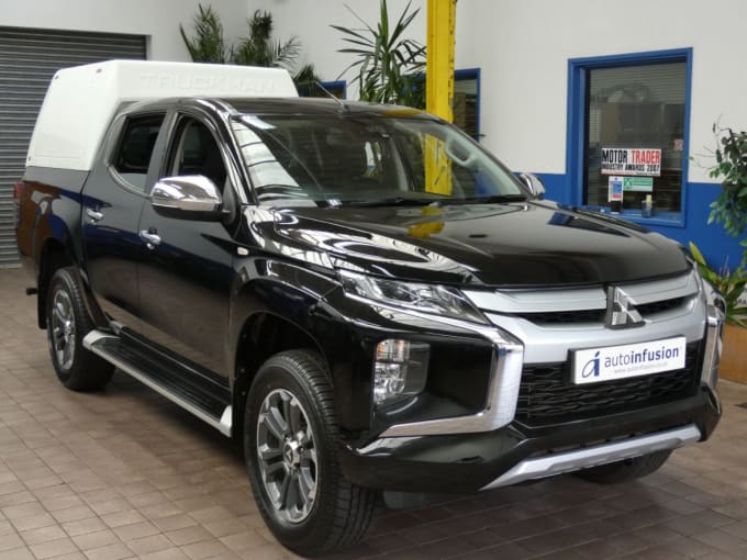 2024 Mitsubishi L200