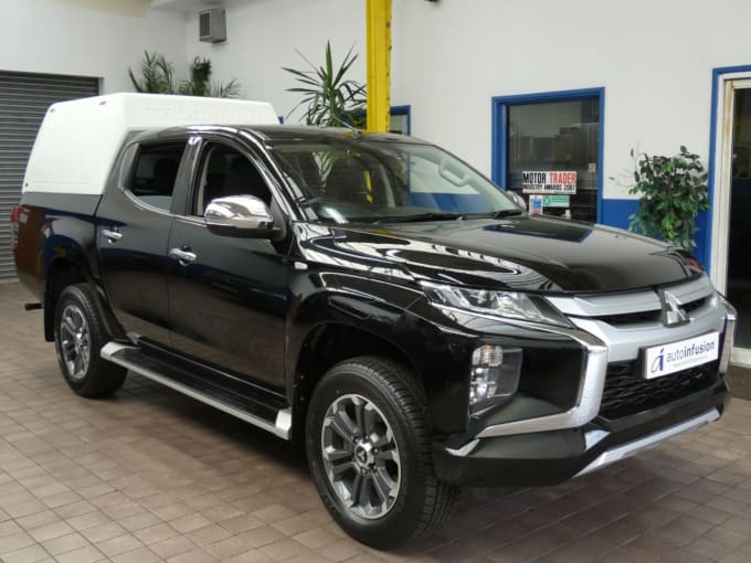 2024 Mitsubishi L200