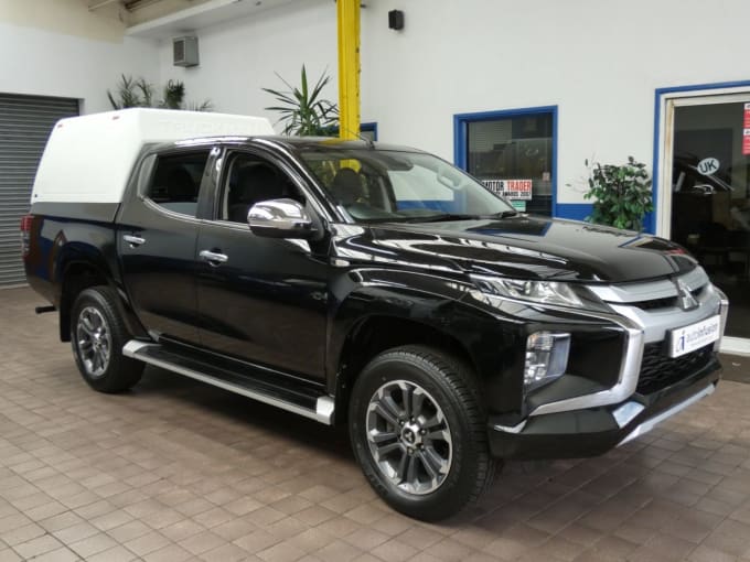 2024 Mitsubishi L200