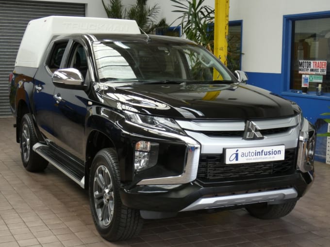 2024 Mitsubishi L200