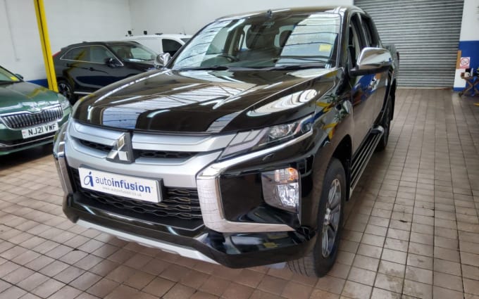 2024 Mitsubishi L200