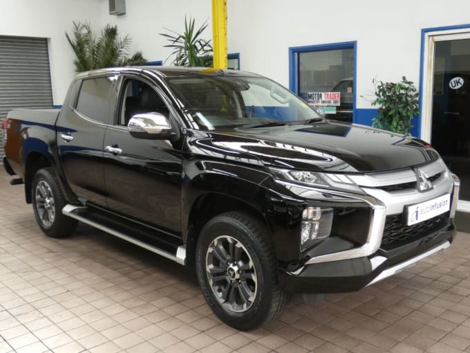 2024 Mitsubishi L200