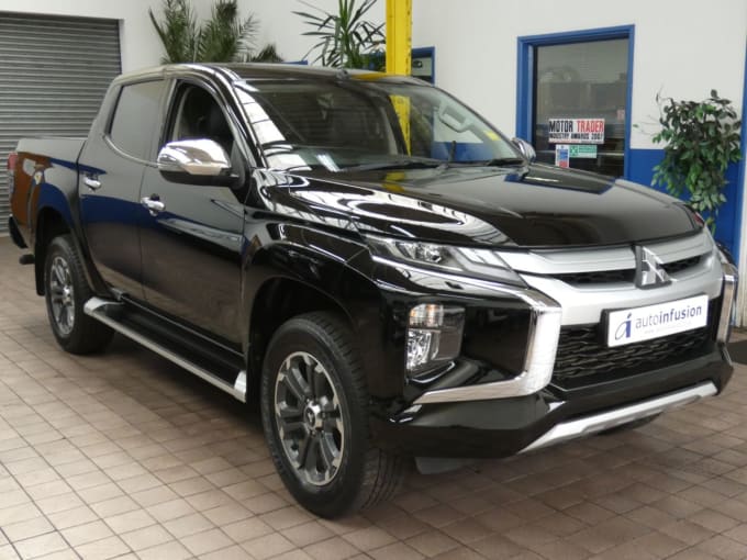 2024 Mitsubishi L200