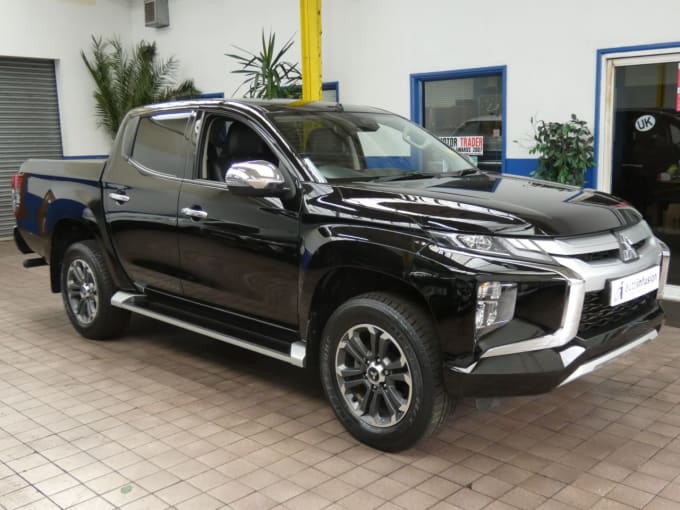 2024 Mitsubishi L200