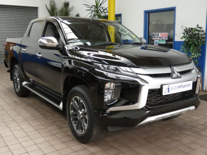 2024 Mitsubishi L200