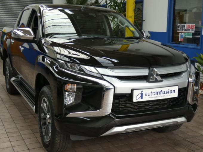 2024 Mitsubishi L200