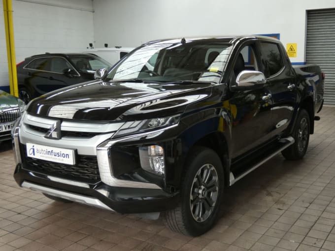 2024 Mitsubishi L200