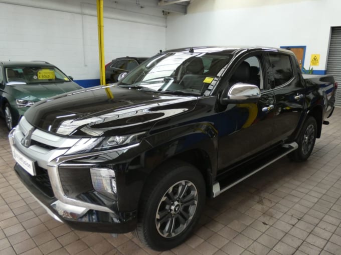 2024 Mitsubishi L200