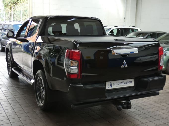 2024 Mitsubishi L200