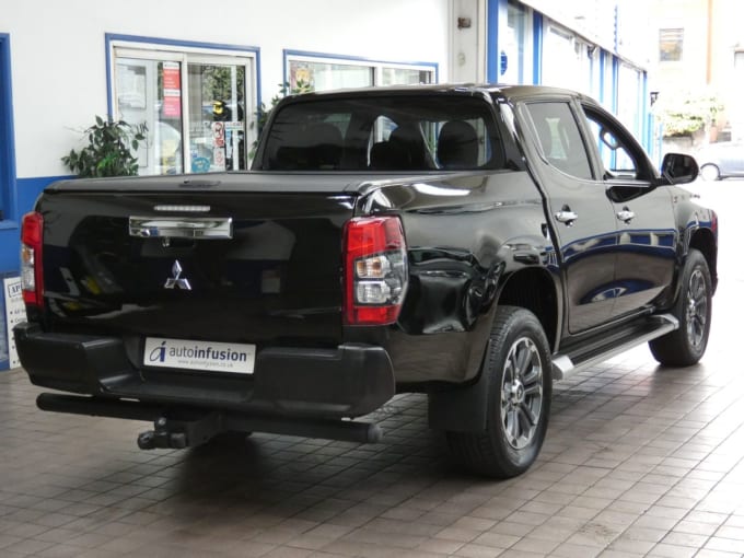 2024 Mitsubishi L200