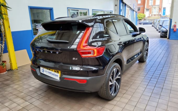 2024 Volvo Xc40