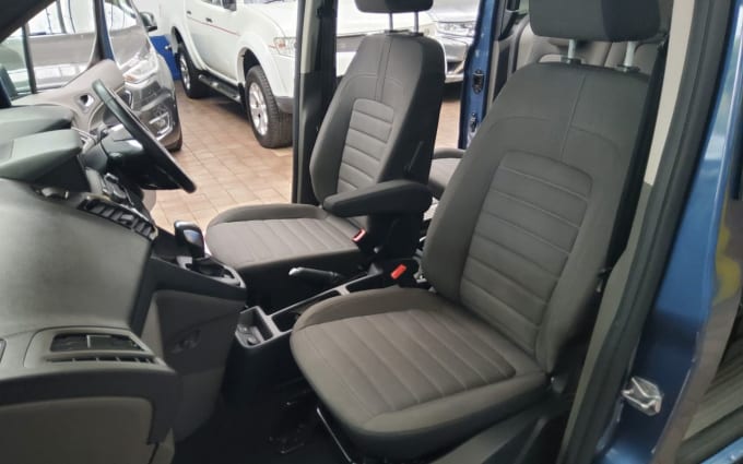 2024 Ford Grand Tourneo Connect