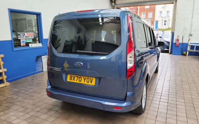 2024 Ford Grand Tourneo Connect