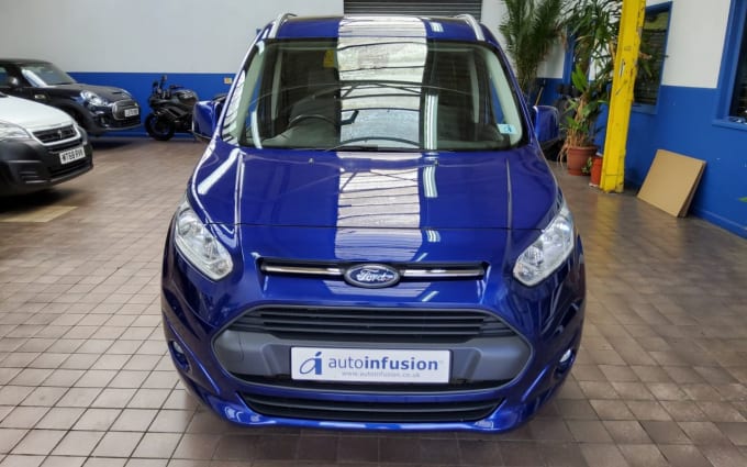 2024 Ford Grand Tourneo Connect