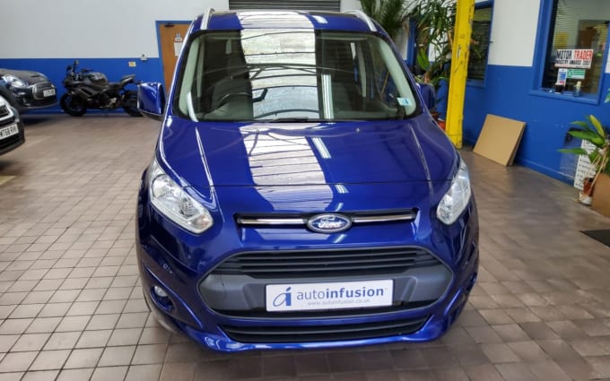 2025 Ford Grand Tourneo Connect