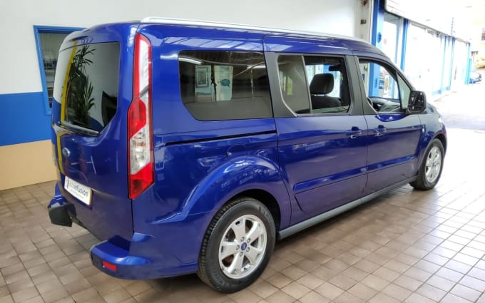 2025 Ford Grand Tourneo Connect