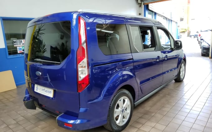 2024 Ford Grand Tourneo Connect