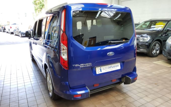 2024 Ford Grand Tourneo Connect