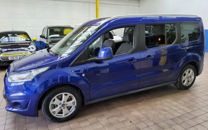 2025 Ford Grand Tourneo Connect