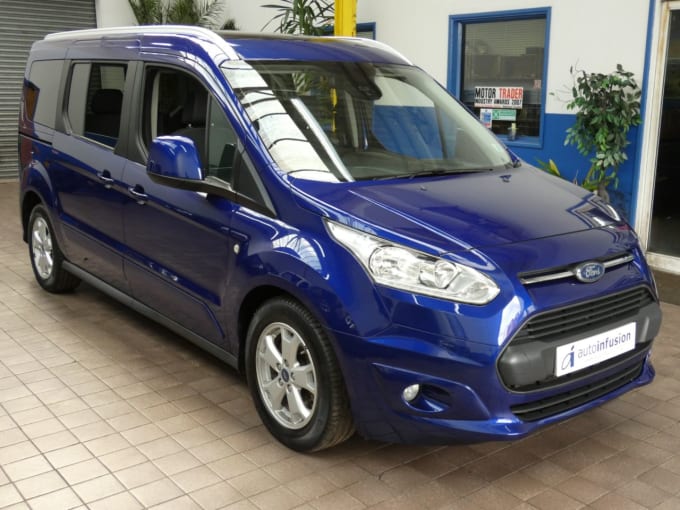 2025 Ford Grand Tourneo Connect