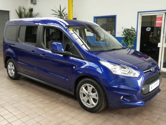 2025 Ford Grand Tourneo Connect