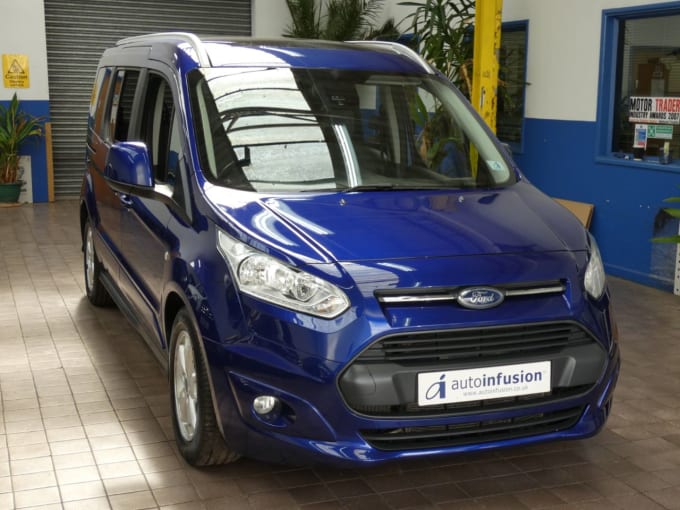 2025 Ford Grand Tourneo Connect