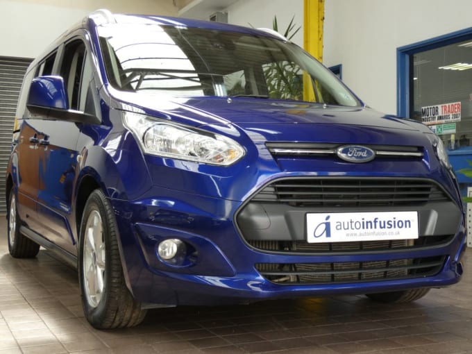 2025 Ford Grand Tourneo Connect