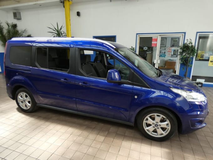 2024 Ford Grand Tourneo Connect