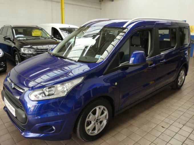 2025 Ford Grand Tourneo Connect