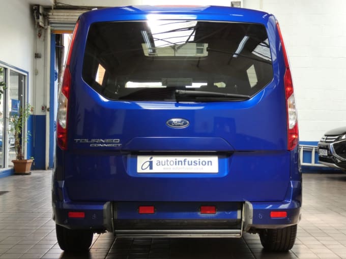 2025 Ford Grand Tourneo Connect