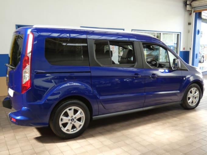 2024 Ford Grand Tourneo Connect