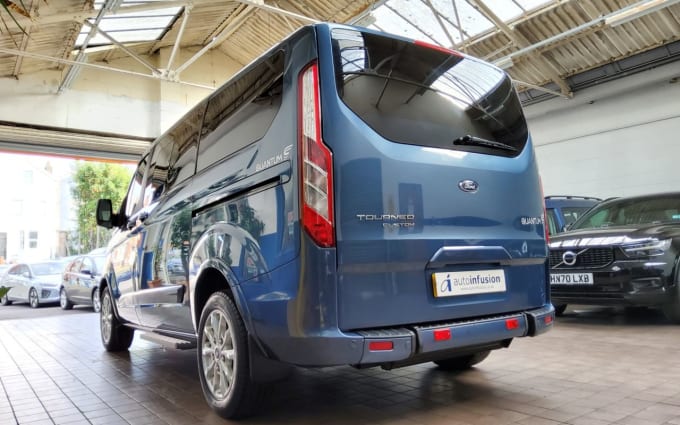 2024 Ford Tourneo Custom