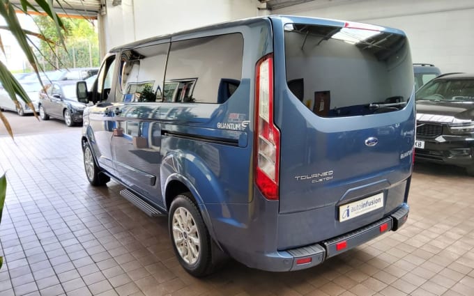 2025 Ford Tourneo Custom