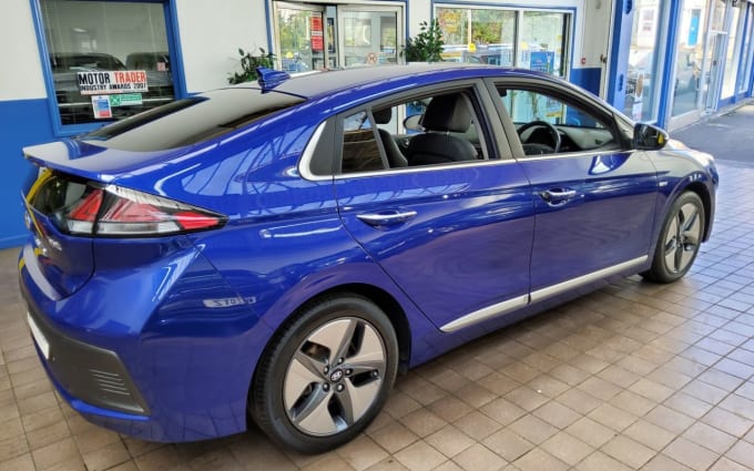 2024 Hyundai Ioniq