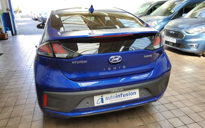 2024 Hyundai Ioniq