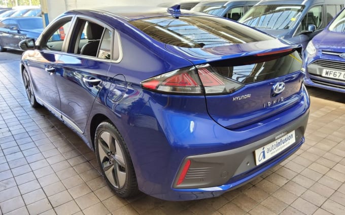 2024 Hyundai Ioniq