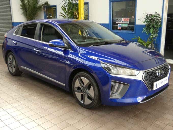 2024 Hyundai Ioniq