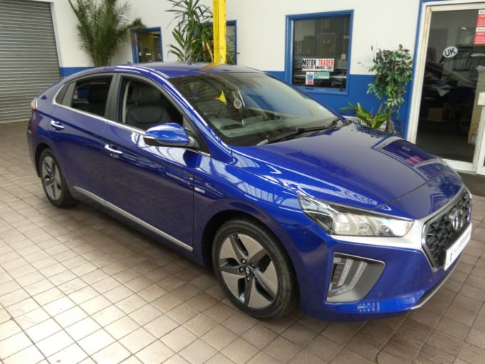 2024 Hyundai Ioniq