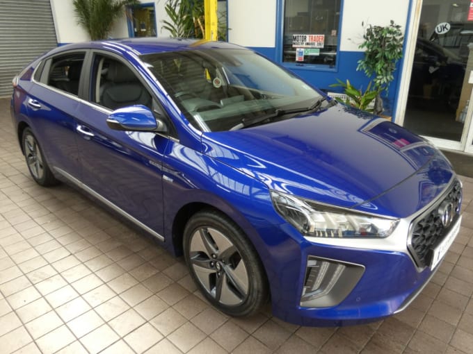 2024 Hyundai Ioniq