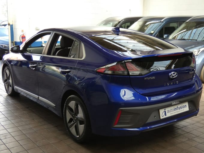 2024 Hyundai Ioniq